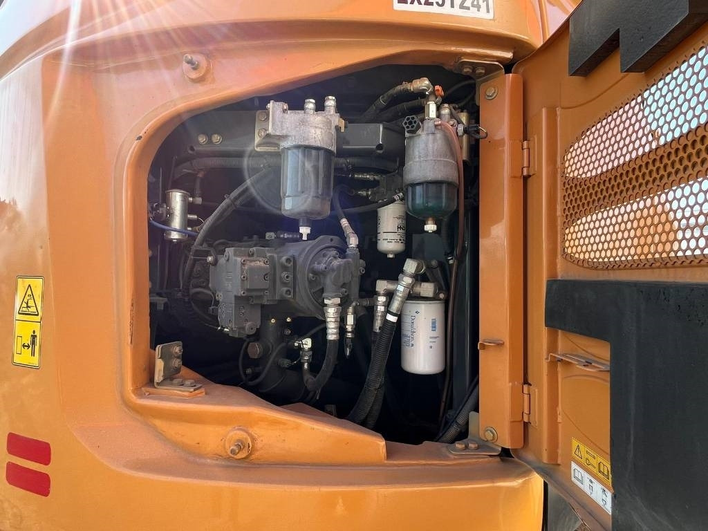 Kāpurķēžu ekskavators Case CX 245 D SR: foto 10