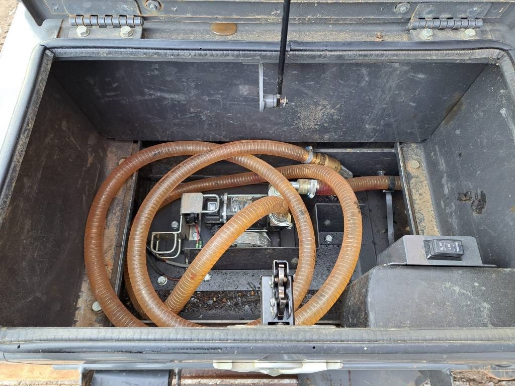 Kāpurķēžu ekskavators Case CX 250 D: foto 10