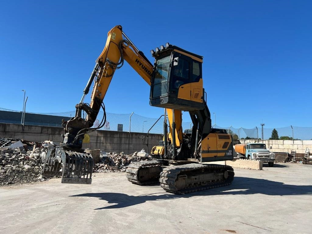 Hyundai HX 140 HRC - Kāpurķēžu ekskavators: foto 1 Hyundai HX 140 HRC - Kāpurķēžu ekskavators: foto 1