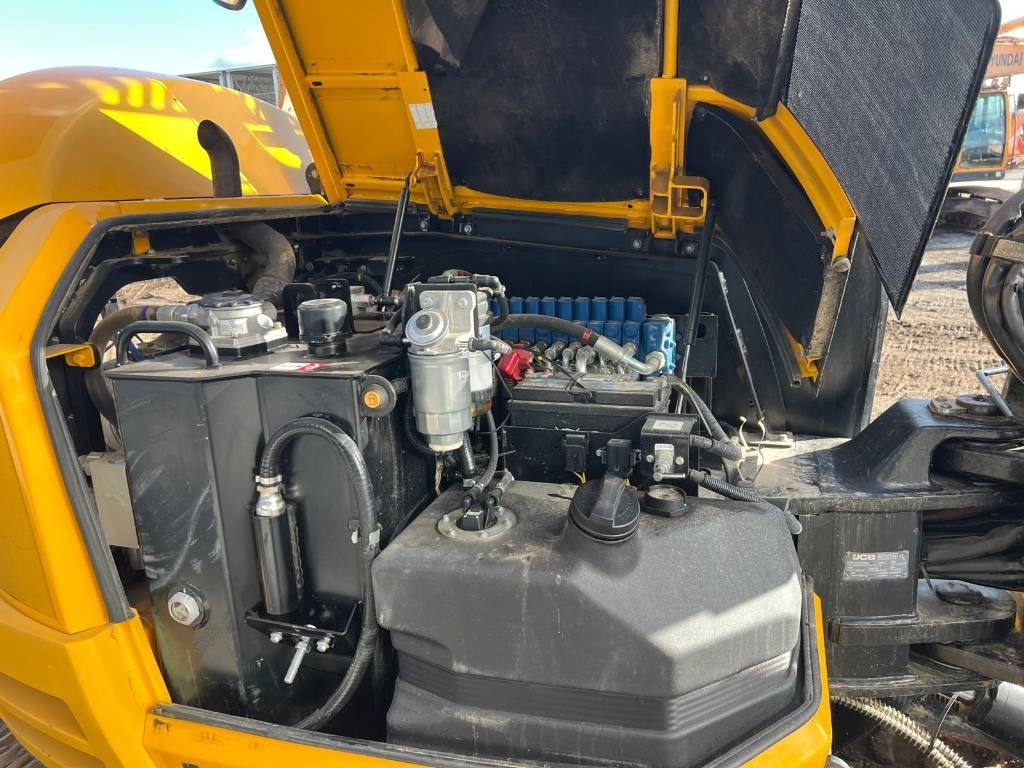 Mini-ekskavators JCB 100C-2: foto 11
