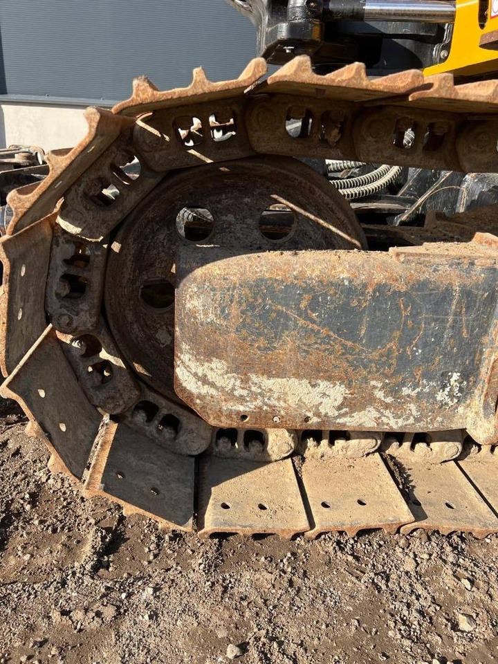 Mini-ekskavators JCB 100C-2: foto 8