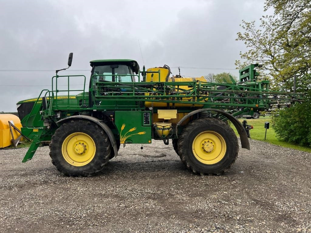 John Deere R4040i - Pašgājējmiglotājs: foto 5 John Deere R4040i - Pašgājējmiglotājs: foto 5