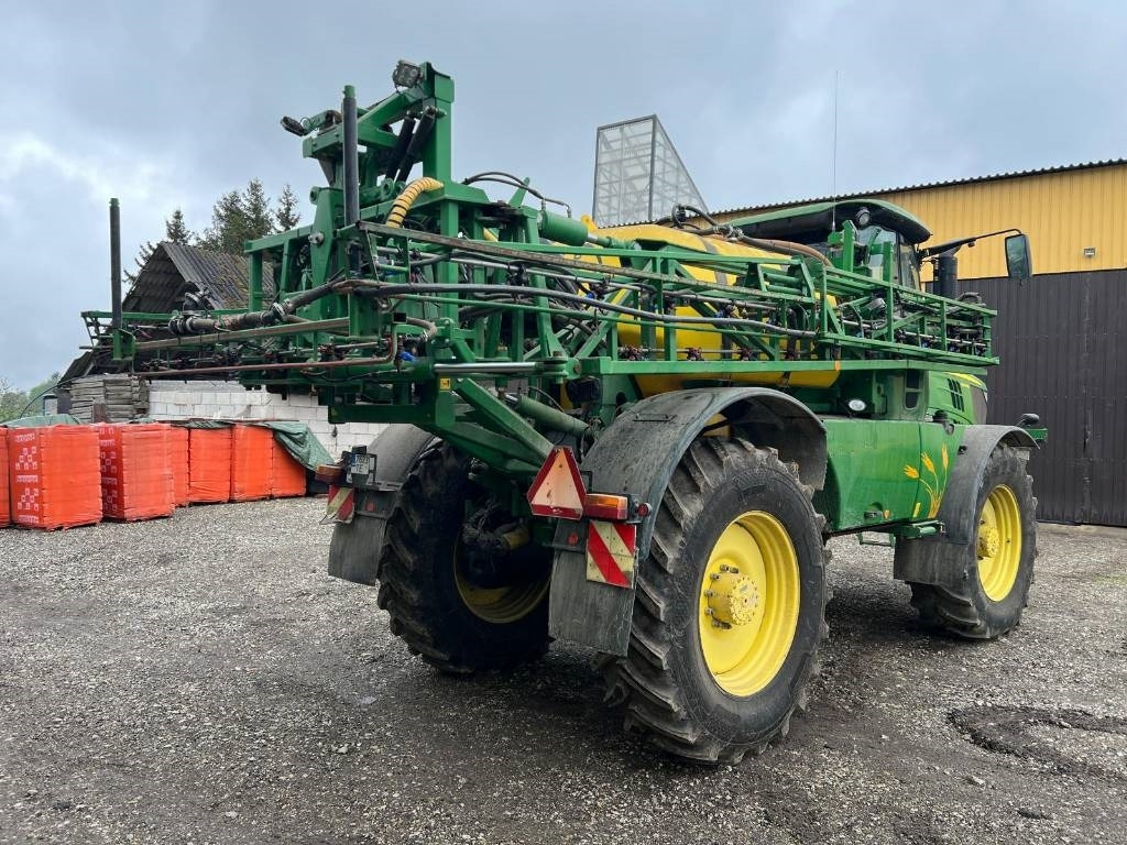 John Deere R4040i - Pašgājējmiglotājs: foto 3 John Deere R4040i - Pašgājējmiglotājs: foto 3