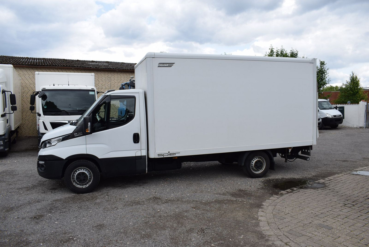 Iveco Daily 35 S14 Koffer LBW Automatik Motorschaden - Furgons ar slēgtā virsbūve: foto 2 Iveco Daily 35 S14 Koffer LBW Automatik Motorschaden - Furgons ar slēgtā virsbūve: foto 2