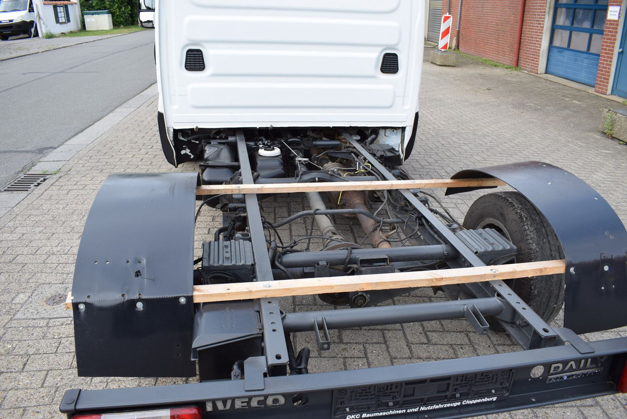 Šasija kravas automašīna Iveco Daily 35 S21 3,0 Automatik Luftfederung Tempomat: foto 14