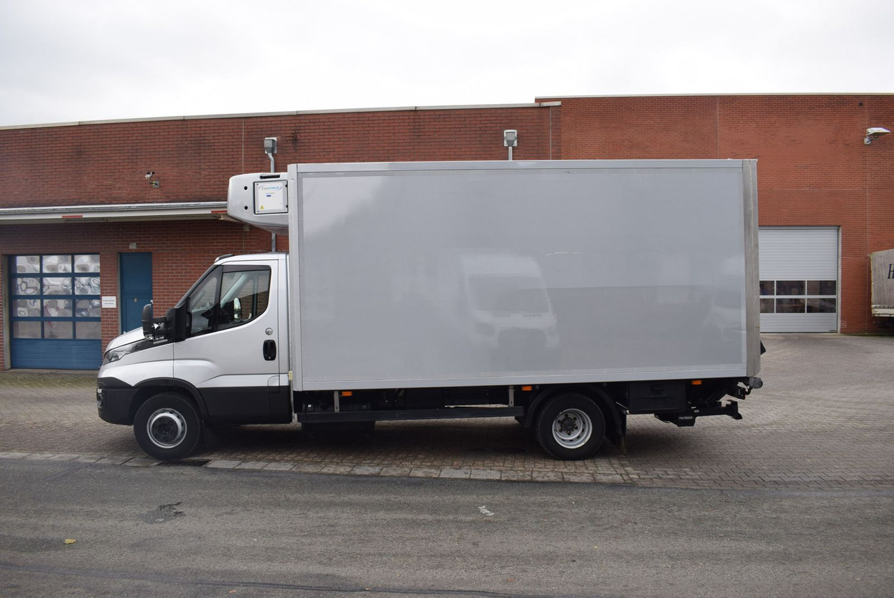 Iveco Daily 72 C18 Supra 850 Tiefkühler 3 Kammer LBW - Komercauto refrižerators: foto 3 Iveco Daily 72 C18 Supra 850 Tiefkühler 3 Kammer LBW - Komercauto refrižerators: foto 3