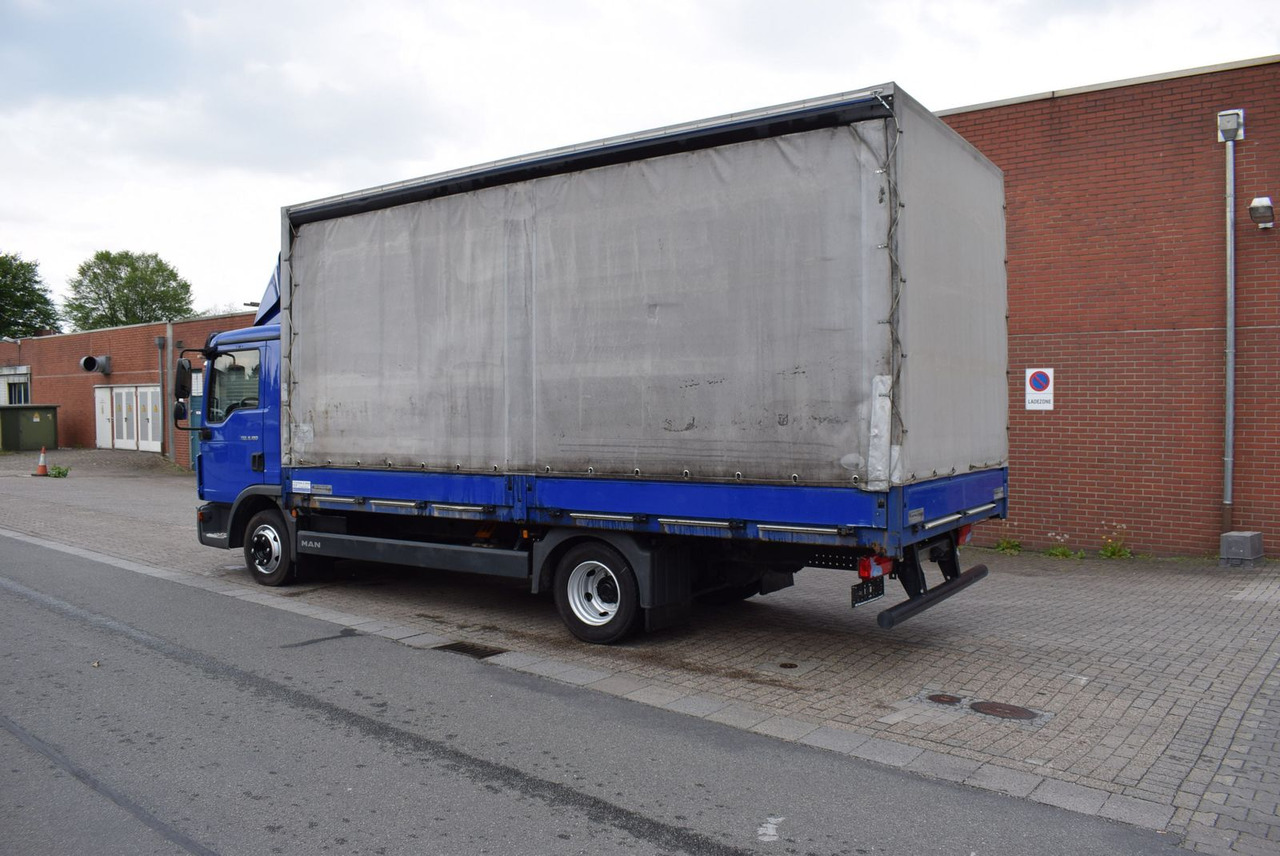 MAN TGL 8.180 Pritsche Schiebeplane Klima 3-Sitzer - Furgons ar tentu: foto 4 MAN TGL 8.180 Pritsche Schiebeplane Klima 3-Sitzer - Furgons ar tentu: foto 4