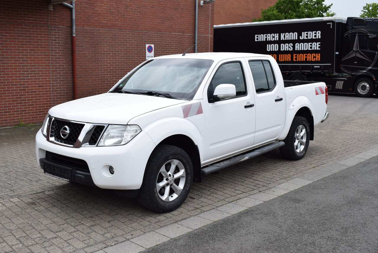 Nissan Navara Double Cab SE 4x4 Automatik Hardtop AHK - SUV: foto 5 Nissan Navara Double Cab SE 4x4 Automatik Hardtop AHK - SUV: foto 5