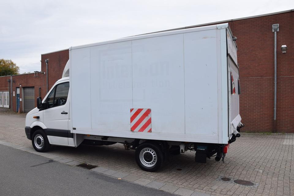 Volkswagen Crafter 35 Koffer 2,0 TDI LBW Palfinger 500KG - Furgons ar slēgtā virsbūve: foto 4 Volkswagen Crafter 35 Koffer 2,0 TDI LBW Palfinger 500KG - Furgons ar slēgtā virsbūve: foto 4