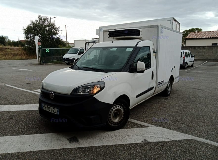 FIAT DOBLO KONTENER CHŁODNIA NR 830 - Komercauto refrižerators: foto 1 FIAT DOBLO KONTENER CHŁODNIA NR 830 - Komercauto refrižerators: foto 1