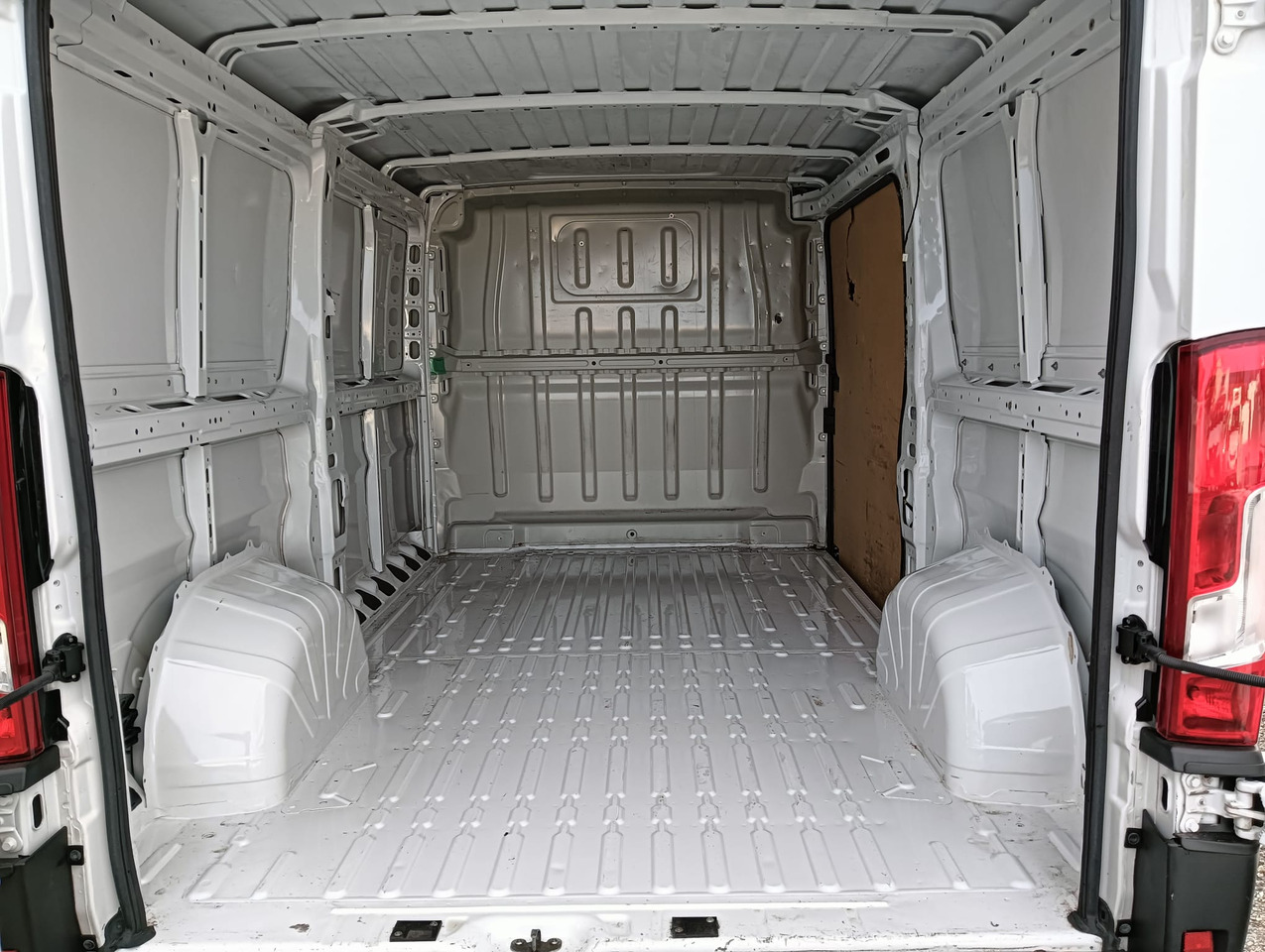 Mazs furgons FIAT DUCATO FURGON BLASZAK L2H1 NR 823: foto 9