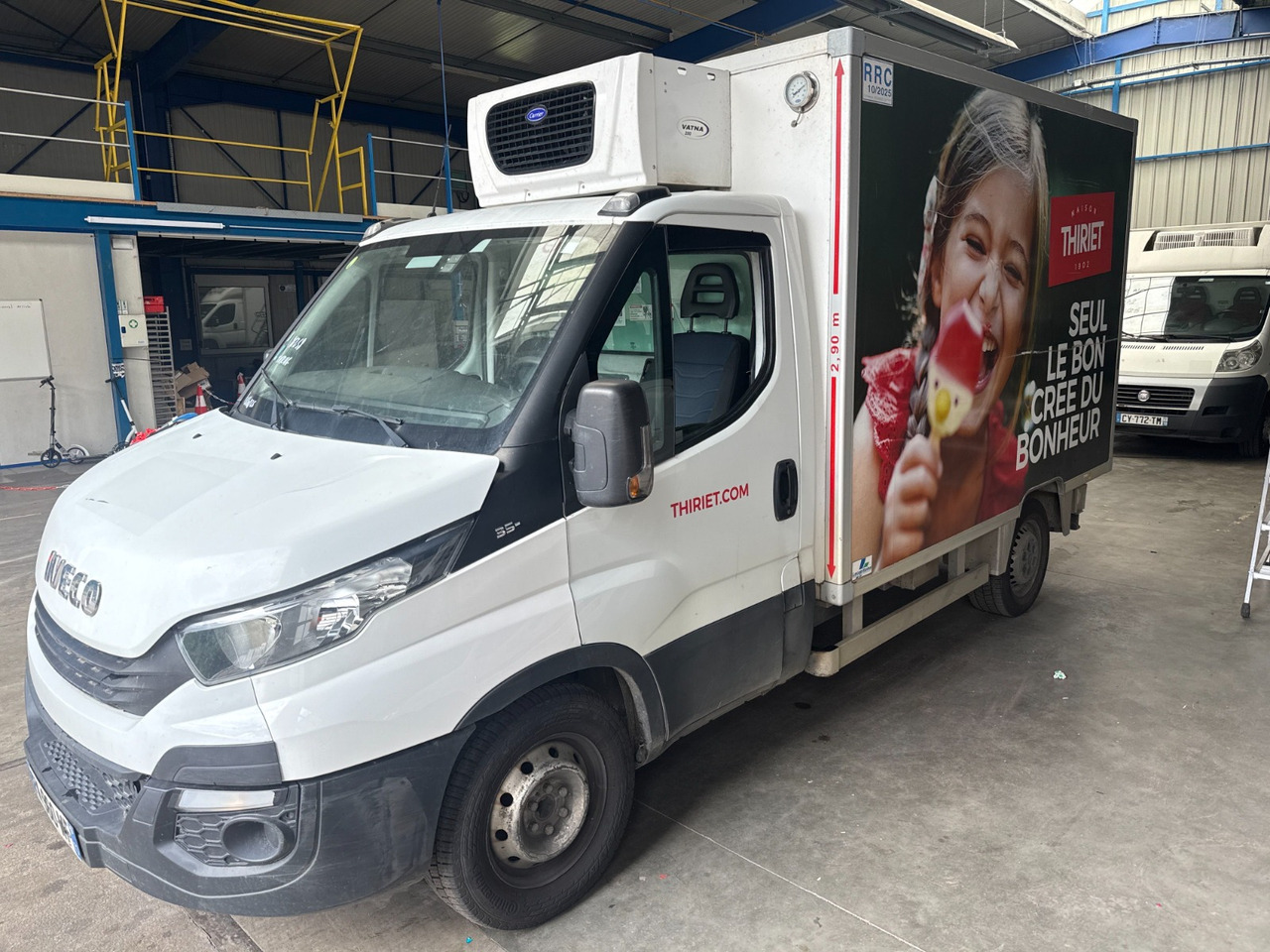 IVECO DAILY 35S12 KONTENER CHŁODNIA MROŹNIA NR 879 - Komercauto refrižerators: foto 1 IVECO DAILY 35S12 KONTENER CHŁODNIA MROŹNIA NR 879 - Komercauto refrižerators: foto 1