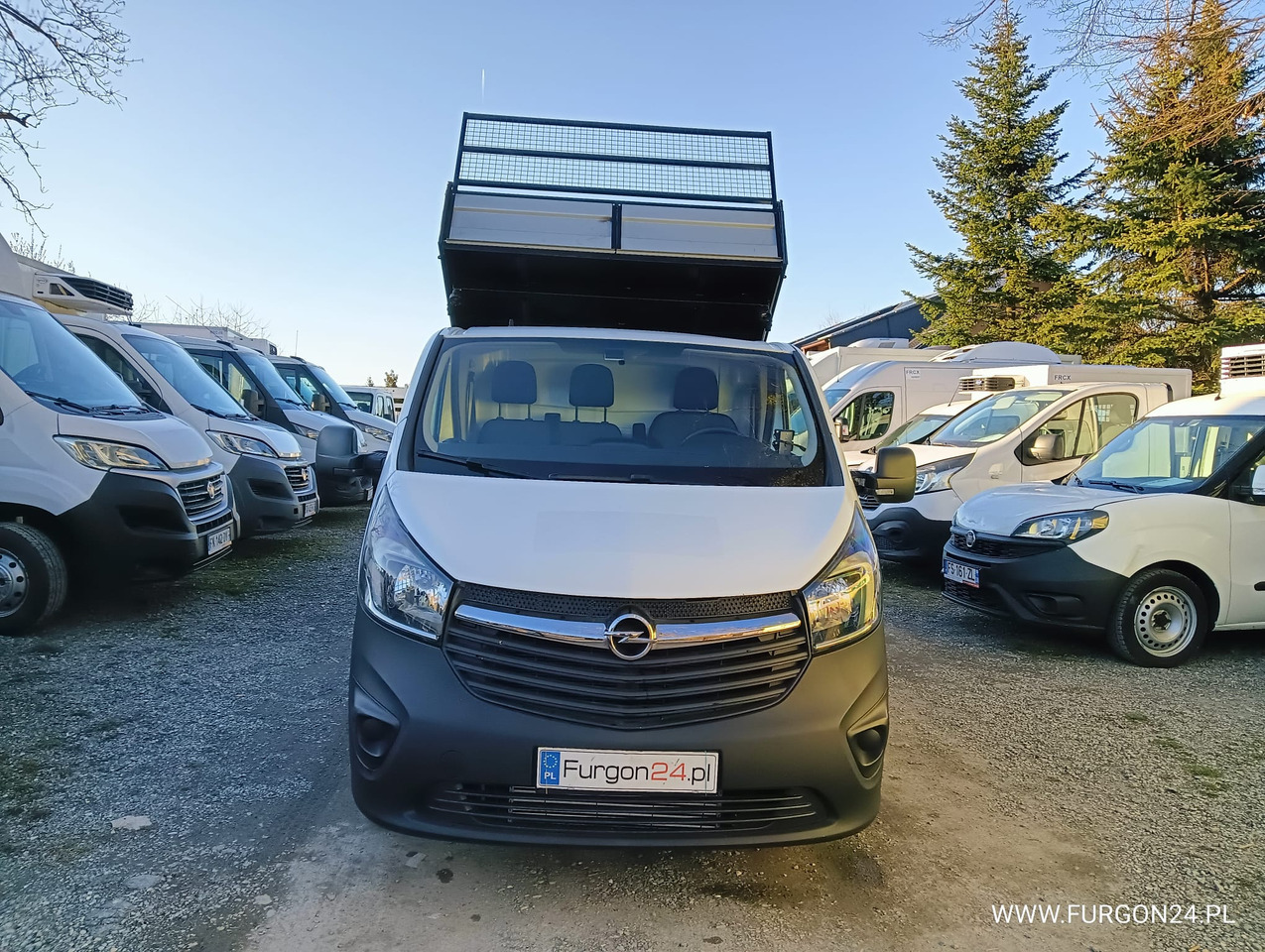 OPEL VIVARO WYWROTKA KIPER Z NAJAZDAMI NR 632 - Komercauto pašizgāzējs: foto 2 OPEL VIVARO WYWROTKA KIPER Z NAJAZDAMI NR 632 - Komercauto pašizgāzējs: foto 2