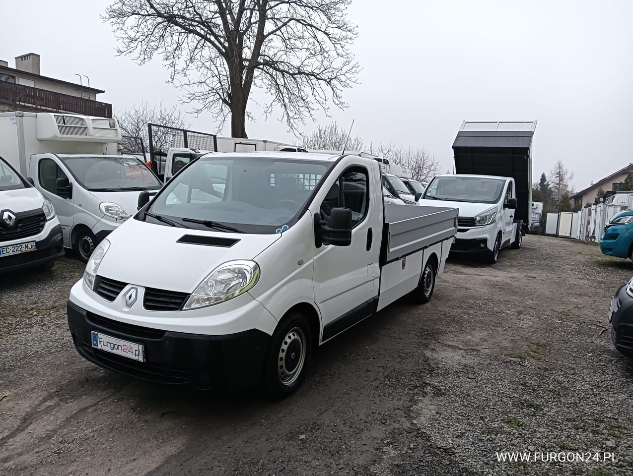 RENAULT TRAFIC PLATFORMA DO ZABUDOWY NR 625 - Komercauto pašizgāzējs: foto 2 RENAULT TRAFIC PLATFORMA DO ZABUDOWY NR 625 - Komercauto pašizgāzējs: foto 2