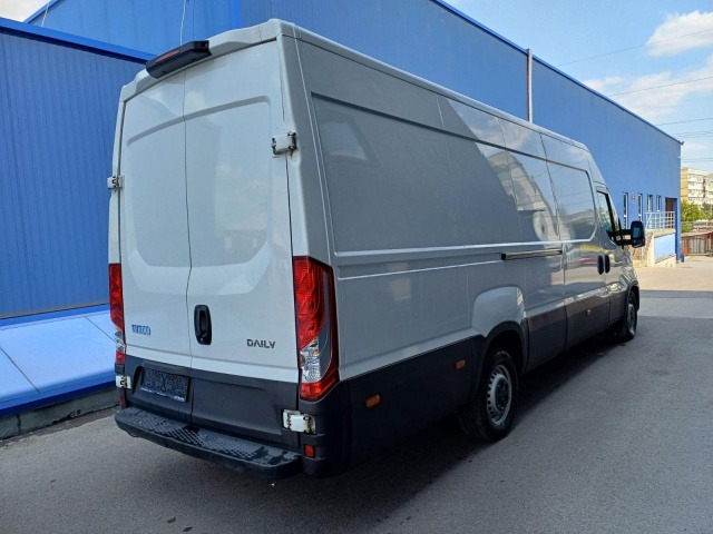 IVECO Daily 35S16 V - Kravas mikroautobuss: foto 4 IVECO Daily 35S16 V - Kravas mikroautobuss: foto 4
