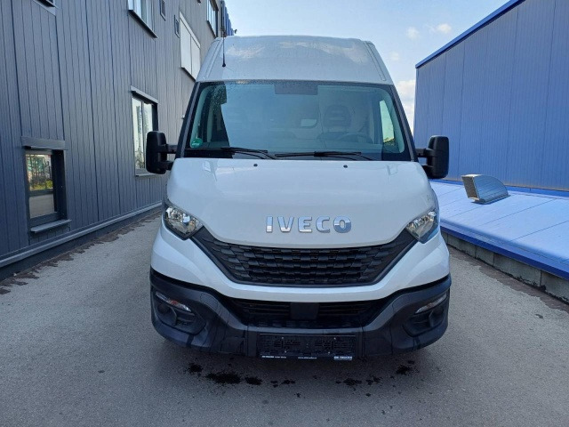 IVECO Daily 35S16 V - Kravas mikroautobuss: foto 2 IVECO Daily 35S16 V - Kravas mikroautobuss: foto 2