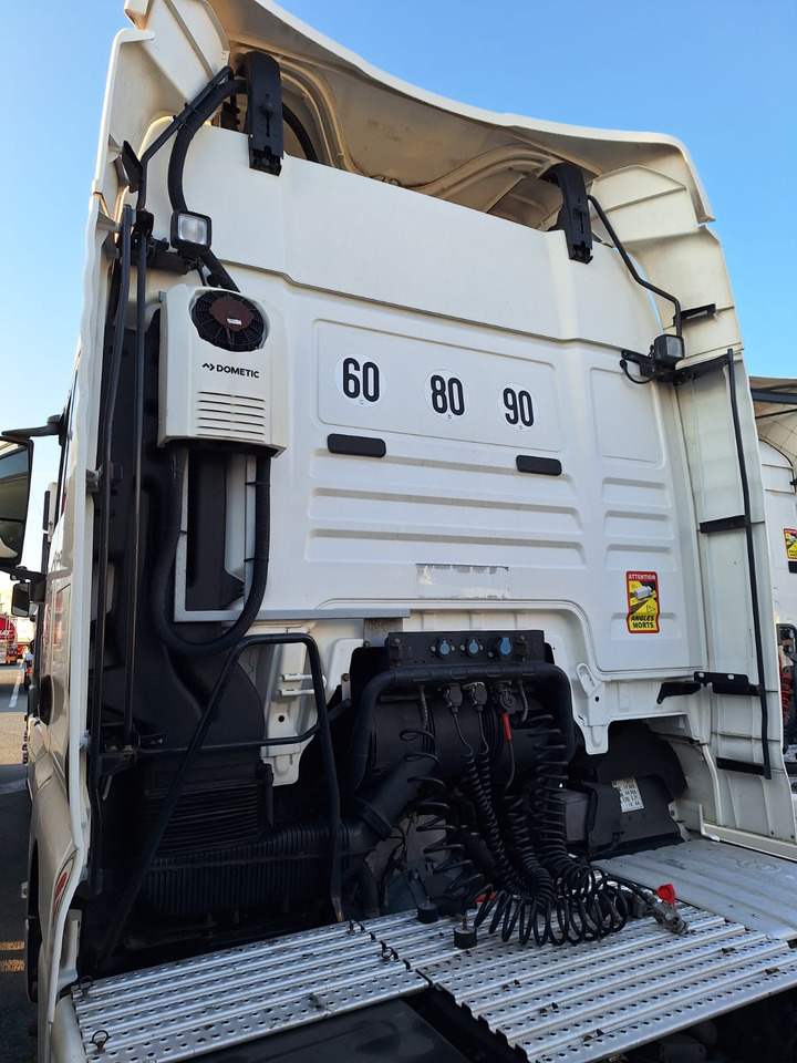 MAN TGX 18.460 - Vilcējs: foto 5 MAN TGX 18.460 - Vilcējs: foto 5