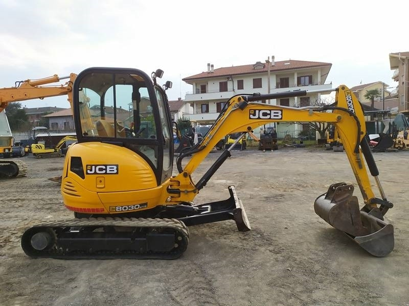 JCB 8030 ZTS - Mini-ekskavators: foto 4 JCB 8030 ZTS - Mini-ekskavators: foto 4