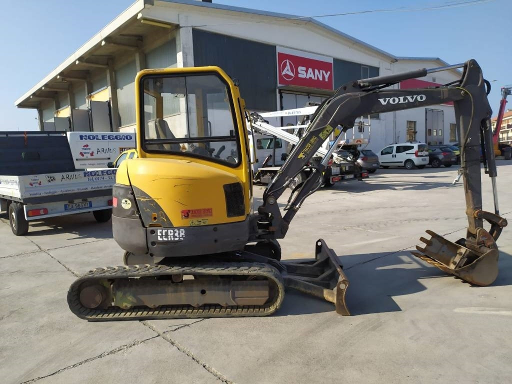 Volvo ECR 38  - Mini-ekskavators: foto 5 Volvo ECR 38  - Mini-ekskavators: foto 5