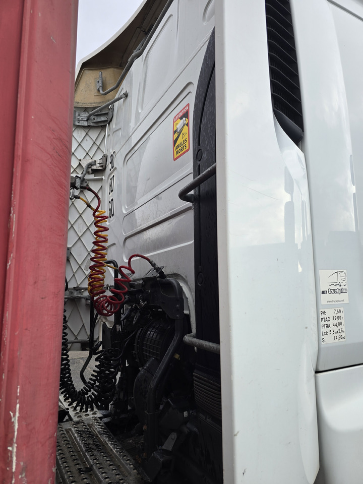 RENAULT PREMIUM 460 DXI - Vilcējs: foto 5 RENAULT PREMIUM 460 DXI - Vilcējs: foto 5
