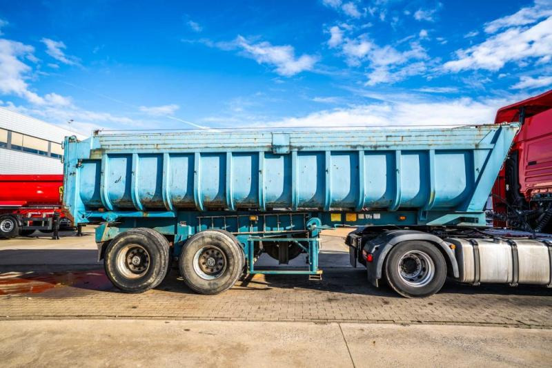 Benalu FRUEHAUF DF33 - Puspiekabe pašizgāzējs: foto 3 Benalu FRUEHAUF DF33 - Puspiekabe pašizgāzējs: foto 3