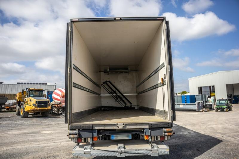 Chereau CHEREAU+CARRIER+DHOLLANDIA 2.5 T. - Piekabe slēgtā virsbūve: foto 5 Chereau CHEREAU+CARRIER+DHOLLANDIA 2.5 T. - Piekabe slēgtā virsbūve: foto 5