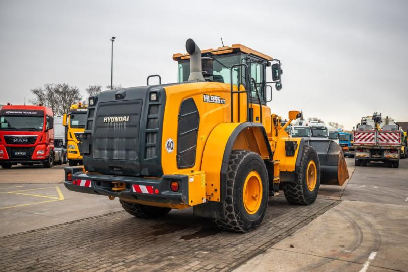 Hyundai HL955XT - Riteņu iekrāvējs: foto 3 Hyundai HL955XT - Riteņu iekrāvējs: foto 3