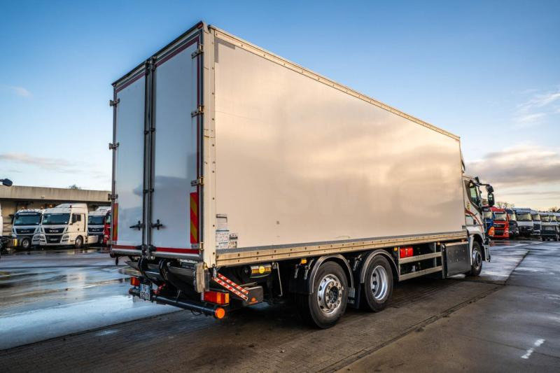 Iveco STRALIS 400 CNG // HAYON DHOLLANDIA - Kravas automašīna ar slēgto virsbūvi: foto 4 Iveco STRALIS 400 CNG // HAYON DHOLLANDIA - Kravas automašīna ar slēgto virsbūvi: foto 4