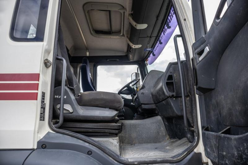 Betonvedējs MAN TGA 32.400BB+LIEBHERR+BAND/TAPIS/THEAM16M: foto 10