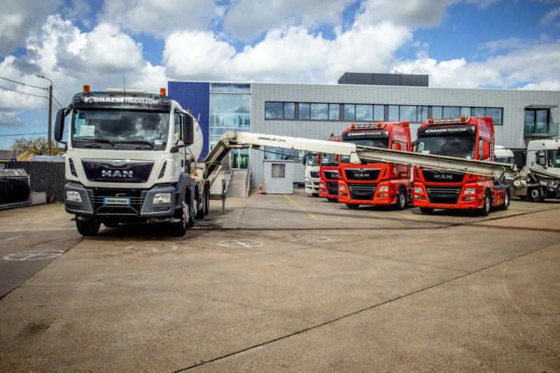 MAN TGS 32.400BB+LIEBHERR 8M³+BAND/TAPIS 16m - Betonvedējs: foto 1 MAN TGS 32.400BB+LIEBHERR 8M³+BAND/TAPIS 16m - Betonvedējs: foto 1