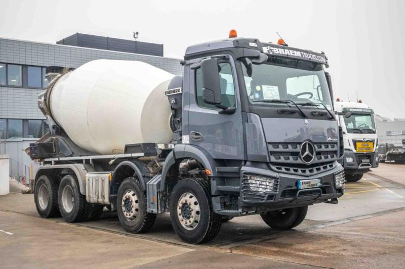 Mercedes AROCS 3236 BB+LIEBHERR 9M3 - Betonvedējs: foto 2 Mercedes AROCS 3236 BB+LIEBHERR 9M3 - Betonvedējs: foto 2