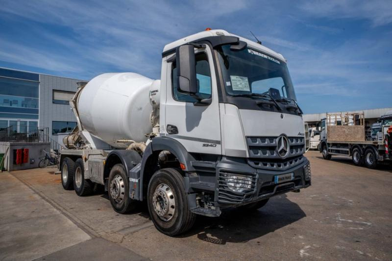 Mercedes AROCS 3240 BB+STETTER 9m3 / 4 pieces - Betonvedējs: foto 2 Mercedes AROCS 3240 BB+STETTER 9m3 / 4 pieces - Betonvedējs: foto 2