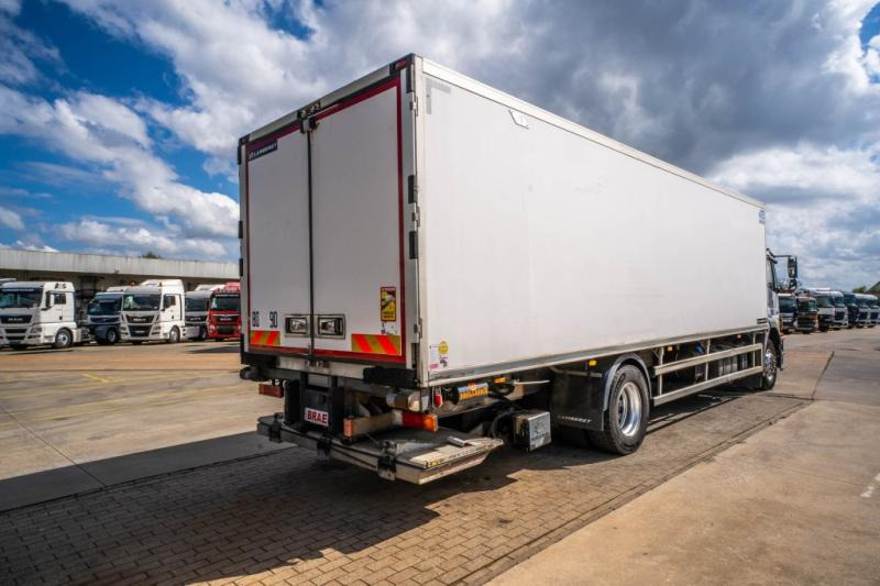 Mercedes AXOR 1829 BL-MP3 +CARRIER+DHOLLANDIA - Kravas automašīna refrižerators: foto 4 Mercedes AXOR 1829 BL-MP3 +CARRIER+DHOLLANDIA - Kravas automašīna refrižerators: foto 4