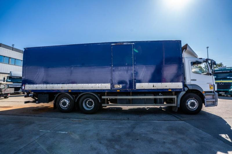 Mercedes AXOR 2533 -6X2 - Kravas automašīna ar slēgto virsbūvi: foto 3 Mercedes AXOR 2533 -6X2 - Kravas automašīna ar slēgto virsbūvi: foto 3