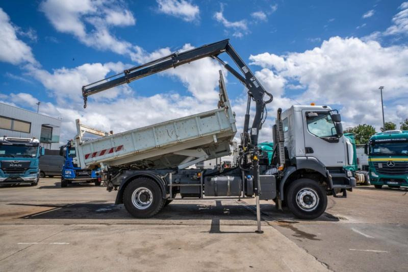 Renault KERAX 370 DXI + TRI BENNE+HIAB 16t/m + 2 EXT - Kravas automašīna pašizgāzējs, Kravas auto ar manipulatoru: foto 3 Renault KERAX 370 DXI + TRI BENNE+HIAB 16t/m + 2 EXT - Kravas automašīna pašizgāzējs, Kravas auto ar manipulatoru: foto 3