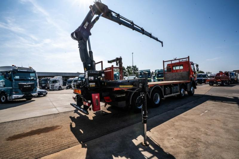 Renault KERAX 430 DXI+ HIAB 16 T/m + 5 EXT - Bortu kravas automašīna/ Platforma, Kravas auto ar manipulatoru: foto 4 Renault KERAX 430 DXI+ HIAB 16 T/m + 5 EXT - Bortu kravas automašīna/ Platforma, Kravas auto ar manipulatoru: foto 4