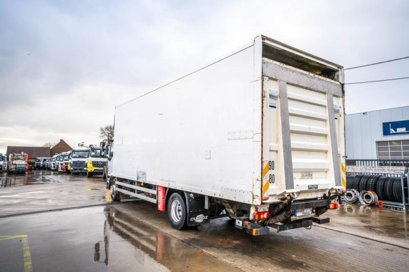 Renault MIDLUM 220 (16T)+ DHOLLANDIA 2T. - Kravas automašīna ar slēgto virsbūvi: foto 5 Renault MIDLUM 220 (16T)+ DHOLLANDIA 2T. - Kravas automašīna ar slēgto virsbūvi: foto 5