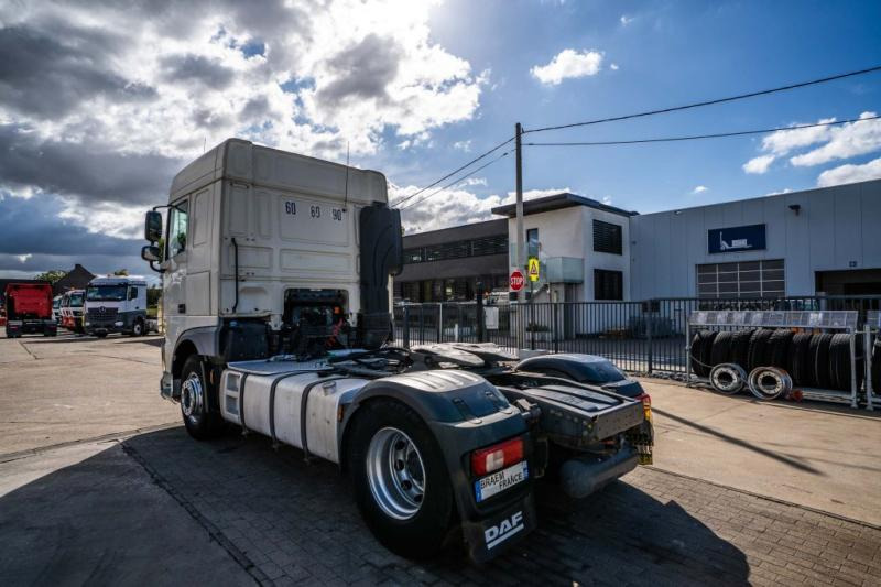 DAF XF 480 (50 T.)+ HYDRAULIQUE - Vilcējs: foto 3 DAF XF 480 (50 T.)+ HYDRAULIQUE - Vilcējs: foto 3