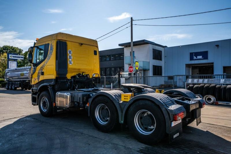 Iveco 570 W-WAY + INTARDER+HYDR. - Vilcējs: foto 4 Iveco 570 W-WAY + INTARDER+HYDR. - Vilcējs: foto 4
