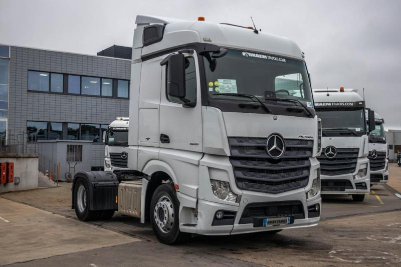 Mercedes ACTROS 1845 LS - Vilcējs: foto 2 Mercedes ACTROS 1845 LS - Vilcējs: foto 2