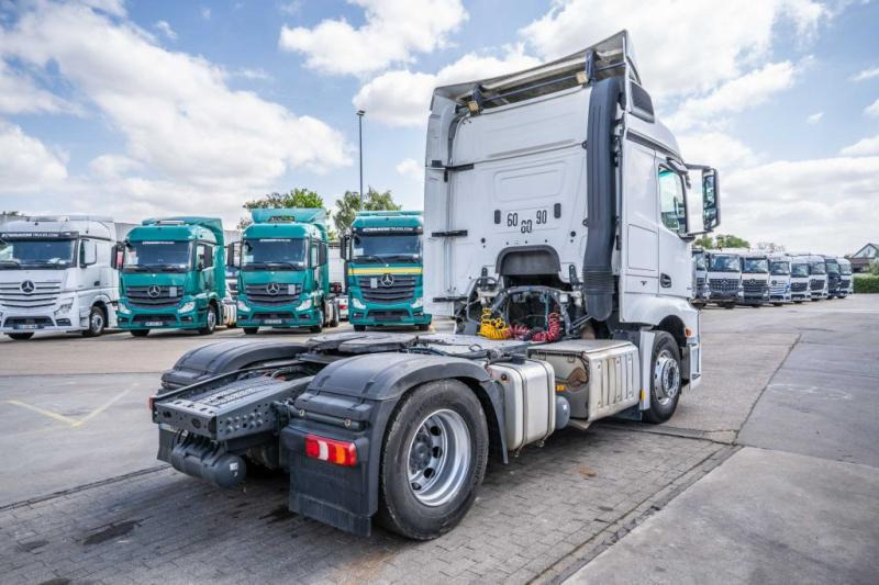 Mercedes ACTROS 1845 LS+HYDR - Vilcējs: foto 4 Mercedes ACTROS 1845 LS+HYDR - Vilcējs: foto 4