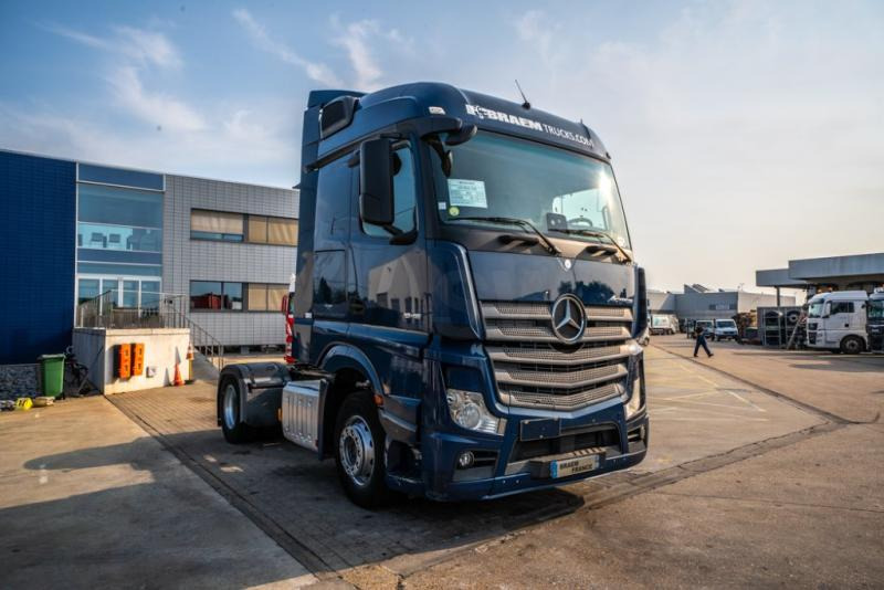 Mercedes ACTROS 1846 LS - Vilcējs: foto 2 Mercedes ACTROS 1846 LS - Vilcējs: foto 2