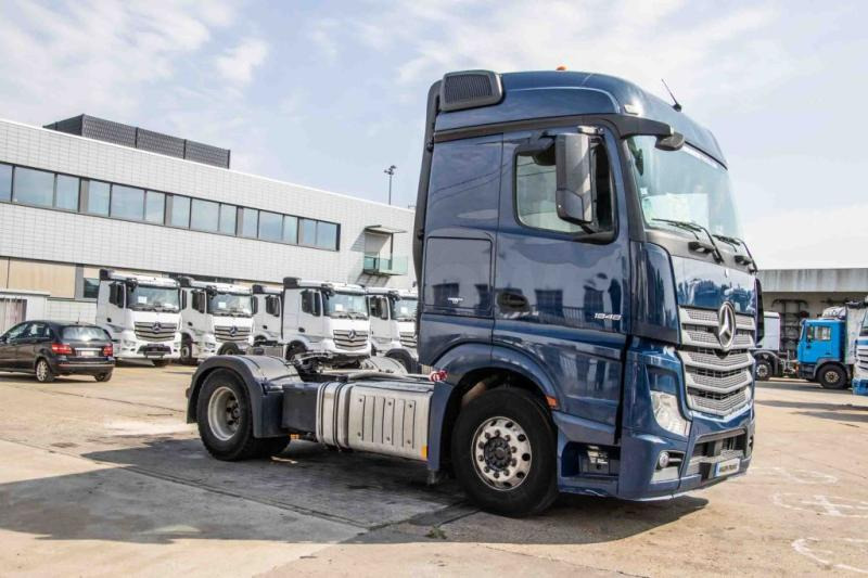 Mercedes ACTROS 1848 LS+E6+HYDR. - Vilcējs: foto 2 Mercedes ACTROS 1848 LS+E6+HYDR. - Vilcējs: foto 2