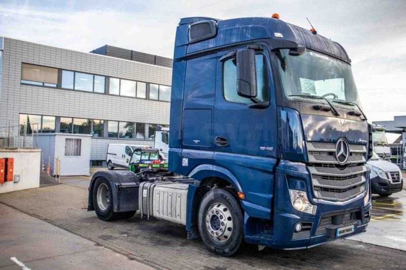 Mercedes ACTROS 1848 LS+E6+HYDR. - Vilcējs: foto 2 Mercedes ACTROS 1848 LS+E6+HYDR. - Vilcējs: foto 2