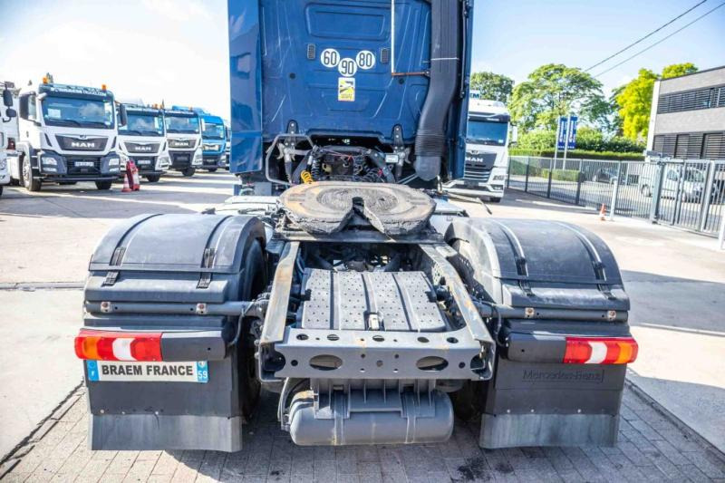 Vilcējs Mercedes ACTROS 1848 LS: foto 6