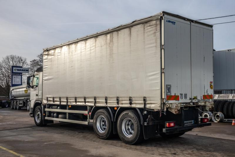 Volvo FM330-6x2-10 pneus/tires-intarder - Kravas automašīna ar tentu: foto 4 Volvo FM330-6x2-10 pneus/tires-intarder - Kravas automašīna ar tentu: foto 4
