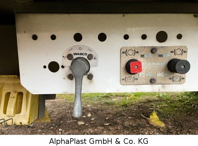 Krukenmeier Schiebeplane 1-Achs Hänger - Piekabe ar tentu: foto 4 Krukenmeier Schiebeplane 1-Achs Hänger - Piekabe ar tentu: foto 4