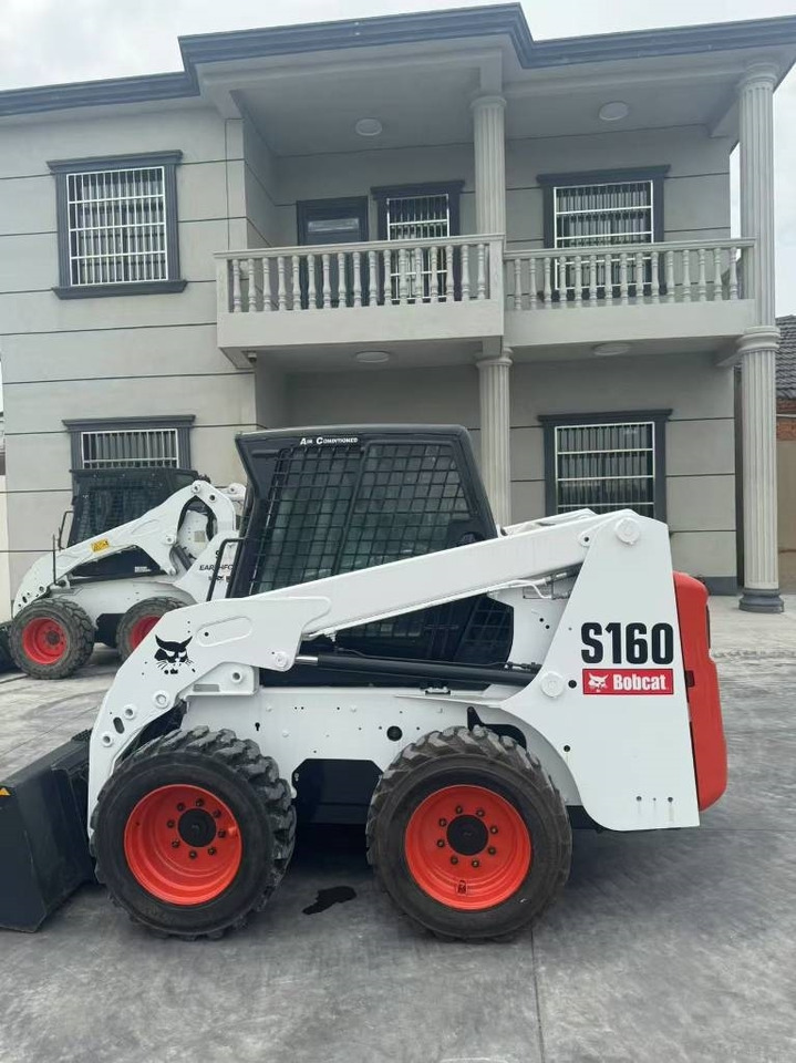 Bobcat S 160 - Kompaktiekrāvējs: foto 2 Bobcat S 160 - Kompaktiekrāvējs: foto 2