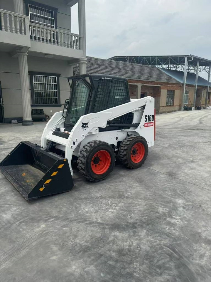Bobcat S 160 - Kompaktiekrāvējs: foto 5 Bobcat S 160 - Kompaktiekrāvējs: foto 5