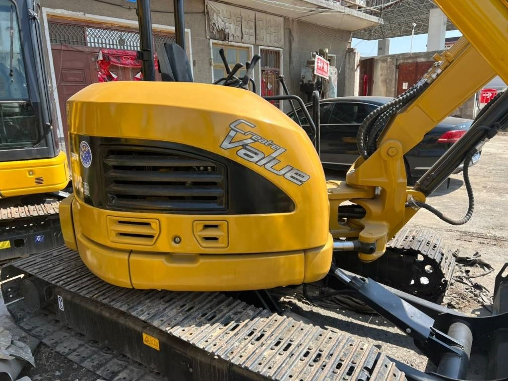 CAT 304 C - Kāpurķēžu ekskavators: foto 4 CAT 304 C - Kāpurķēžu ekskavators: foto 4